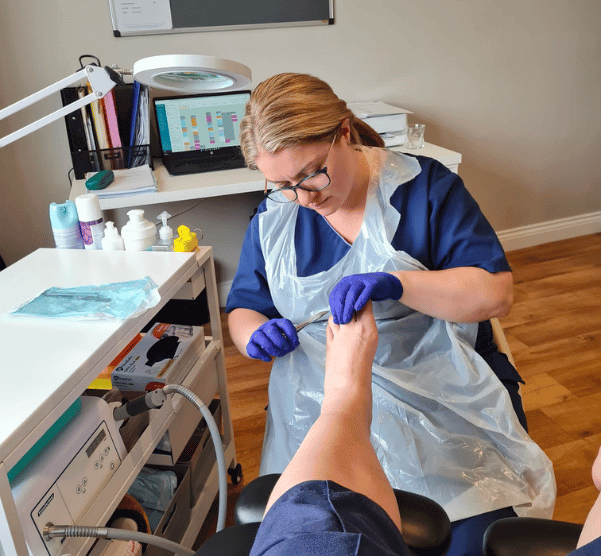 Stray Podiatry (1920 × 775px) (200 × 200px) (300 × 300px) (670 × 400px) (601 × 556px) (5) (1)